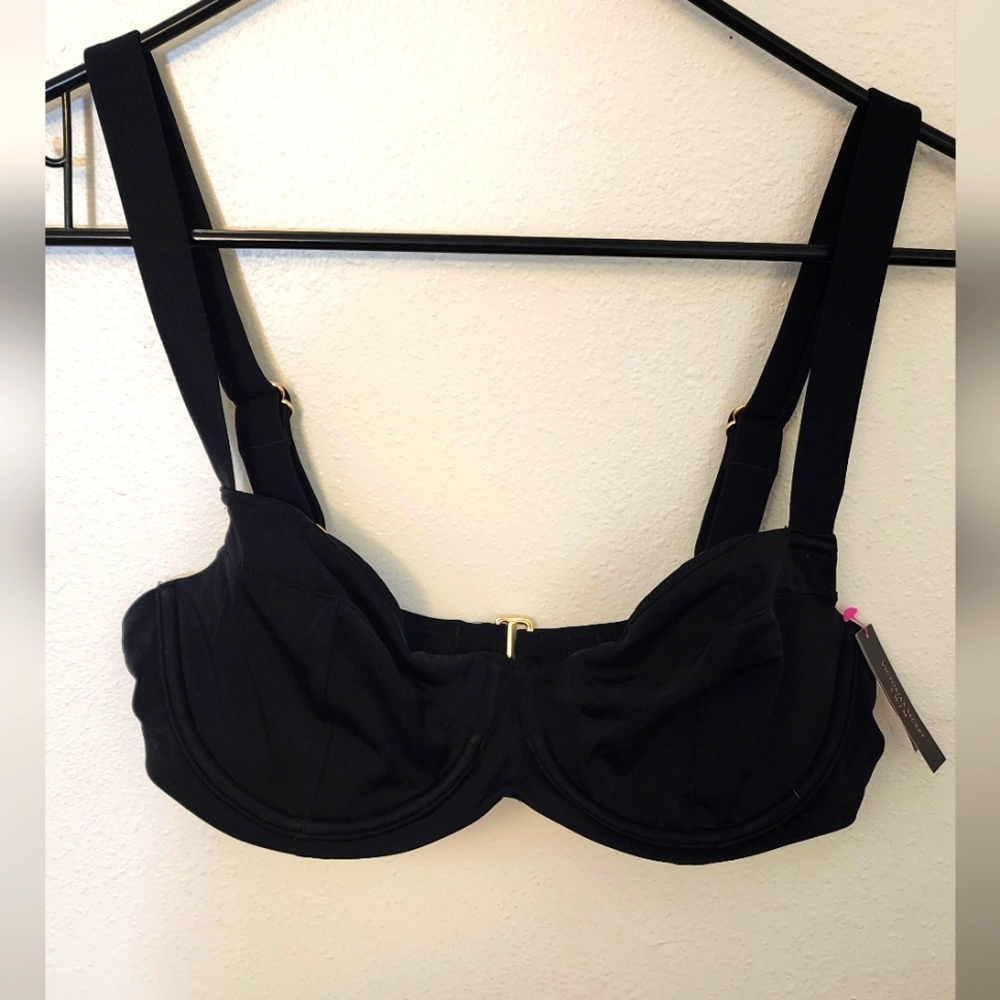 Victoria’s Secret Swim Black Beach Bra Size 34D Underwired with Wide Straps